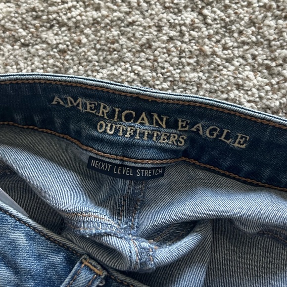 American Eagle Blue Ripped Jeans - Picture 3 of 3